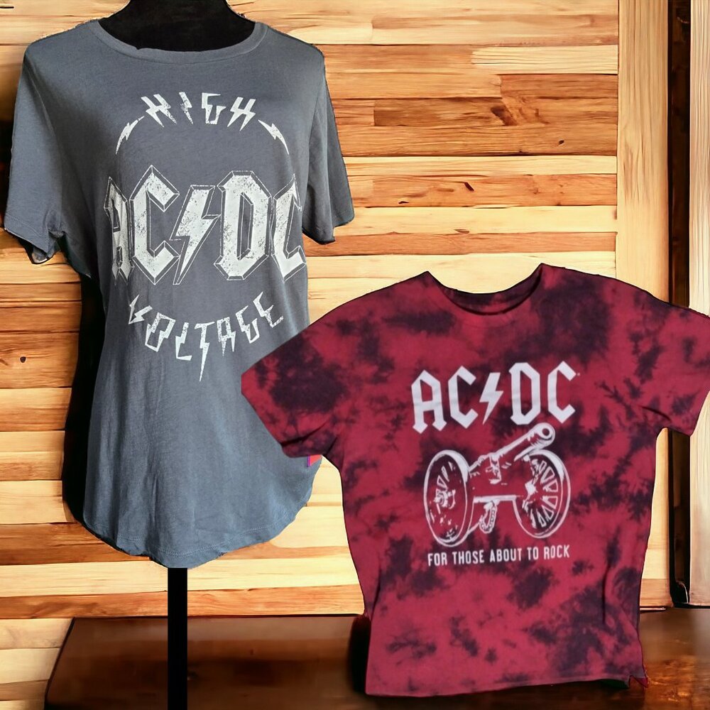 NWT/NWOT  AC/DC ( XL ) Short Sleeve Graphic T-shirts